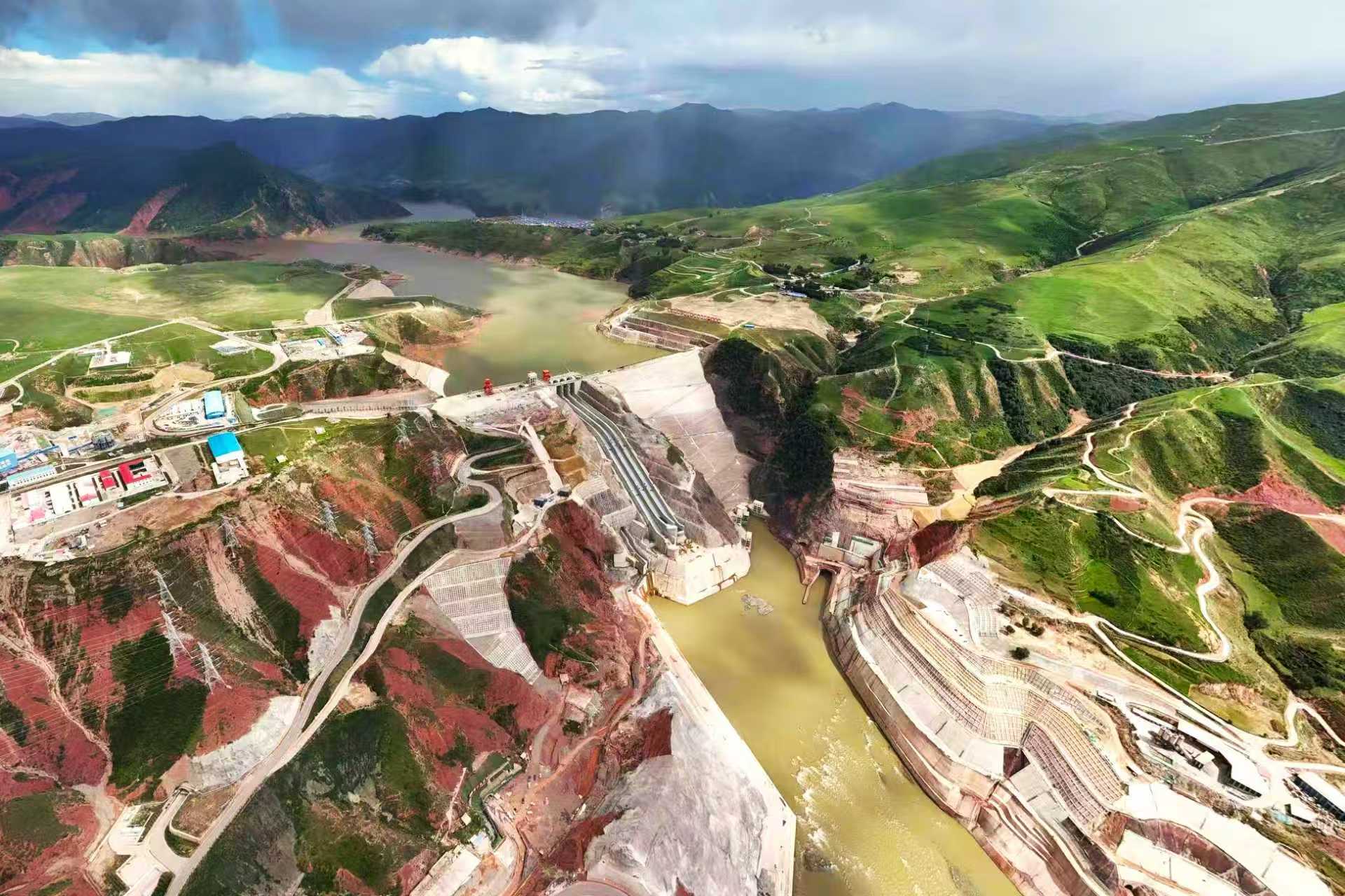 国产成人精品一区二区三区