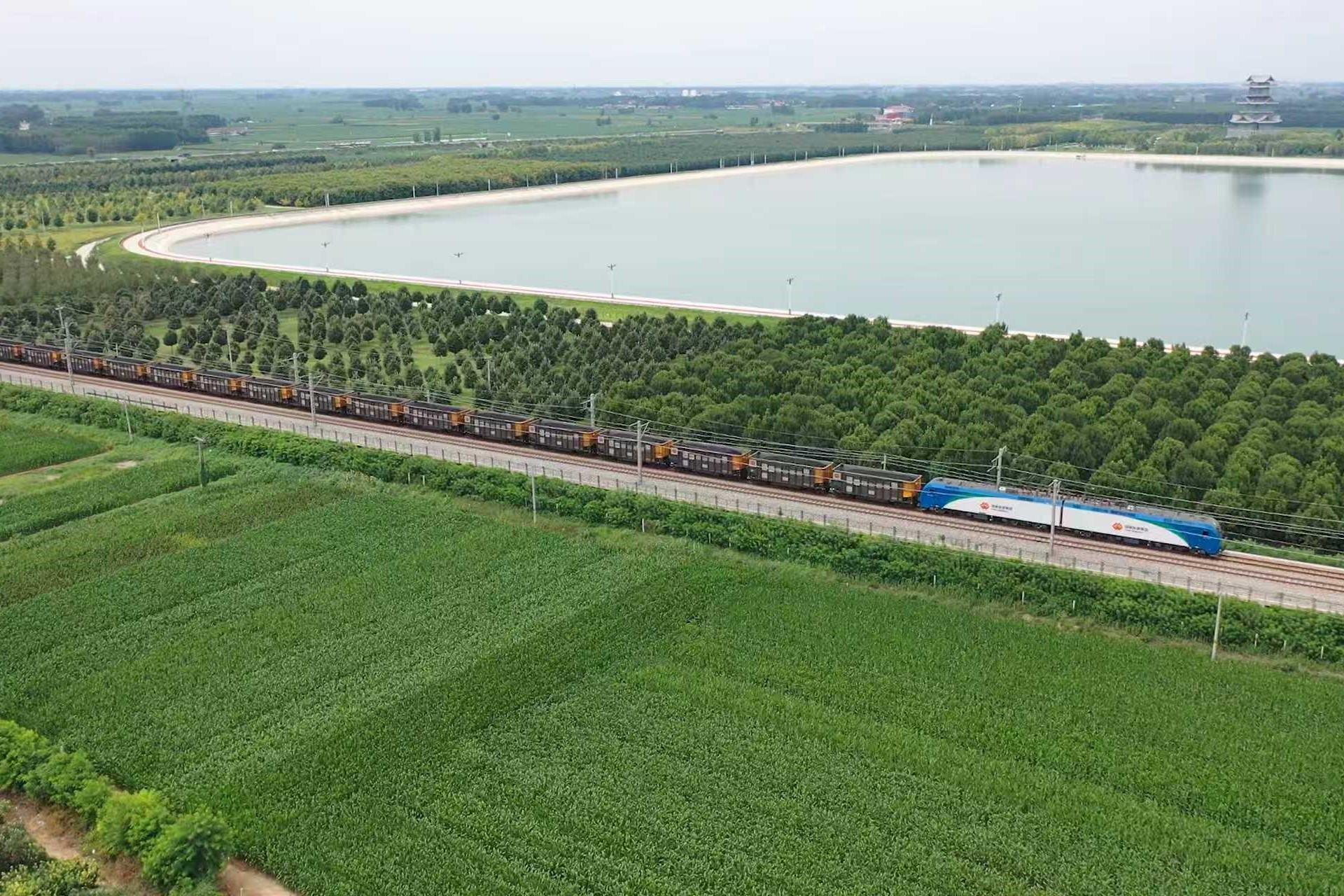 国产成人精品一区二区三区