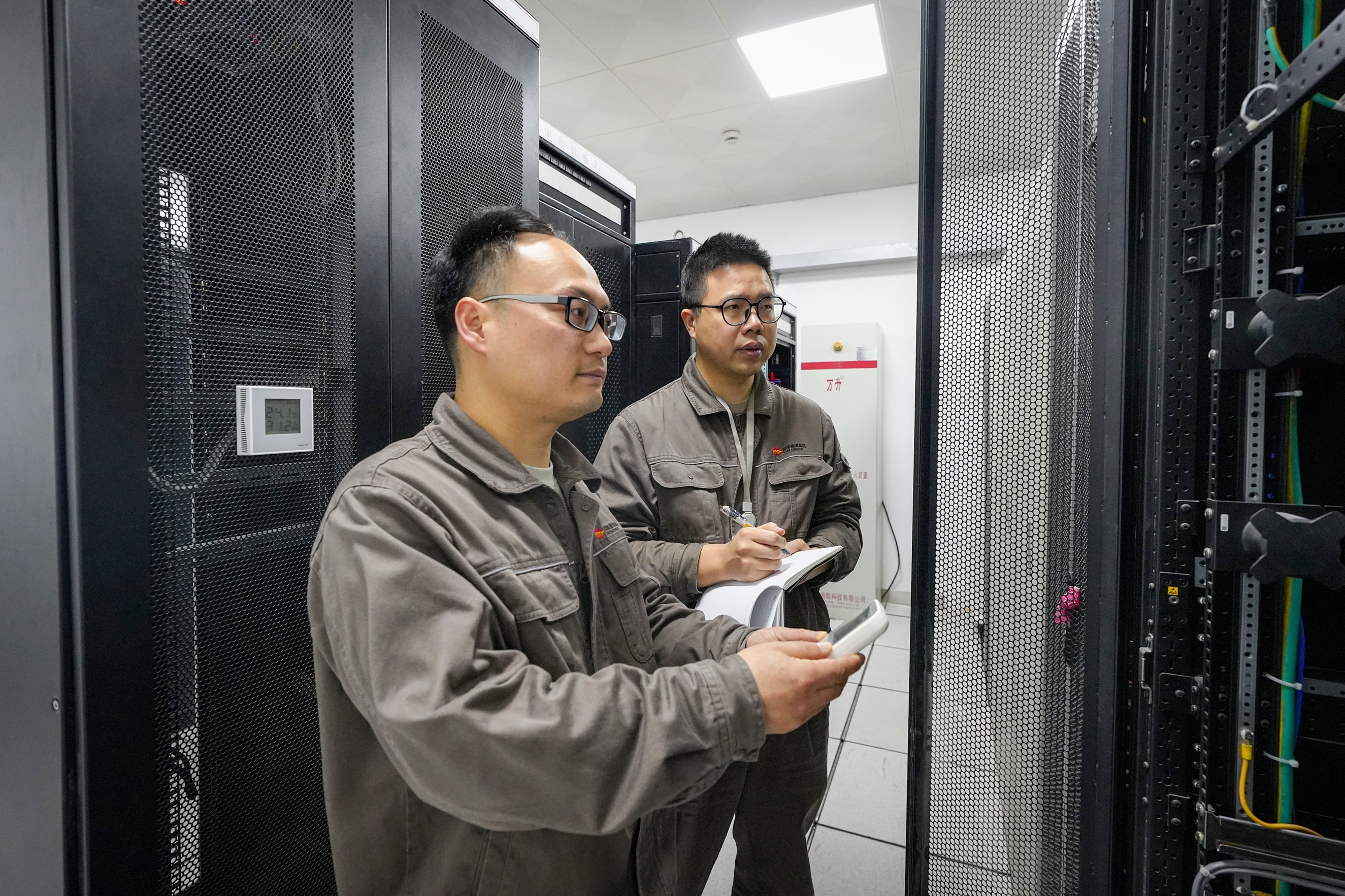 国产成人精品一区二区三区