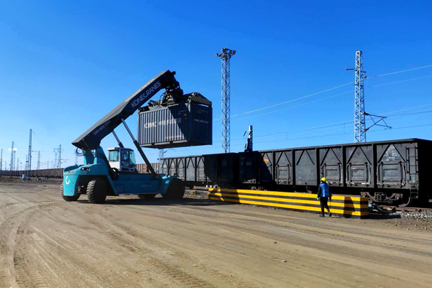 国产成人精品一区二区三区