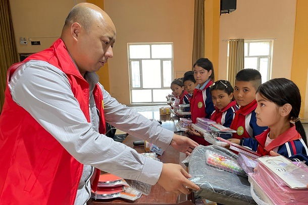 国产成人精品一区二区三区